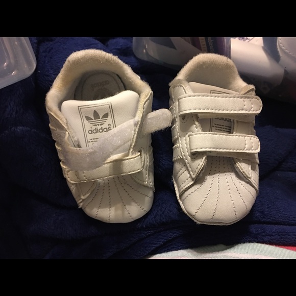 2 pairs Adidas crib shoes size 1 vintage - Picture 6 of 7
